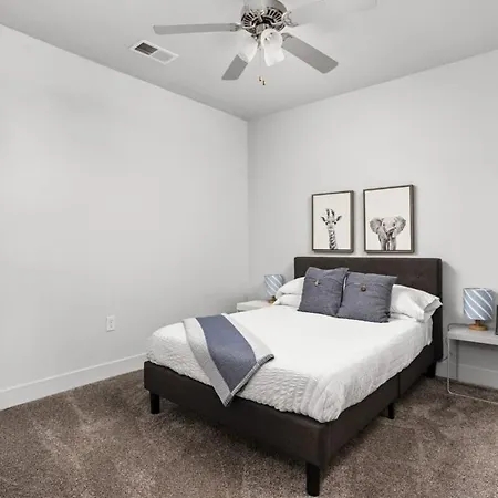 Cozysuites Spacious 2Br Next To Whole Foods Indianapolis Extérieur photo