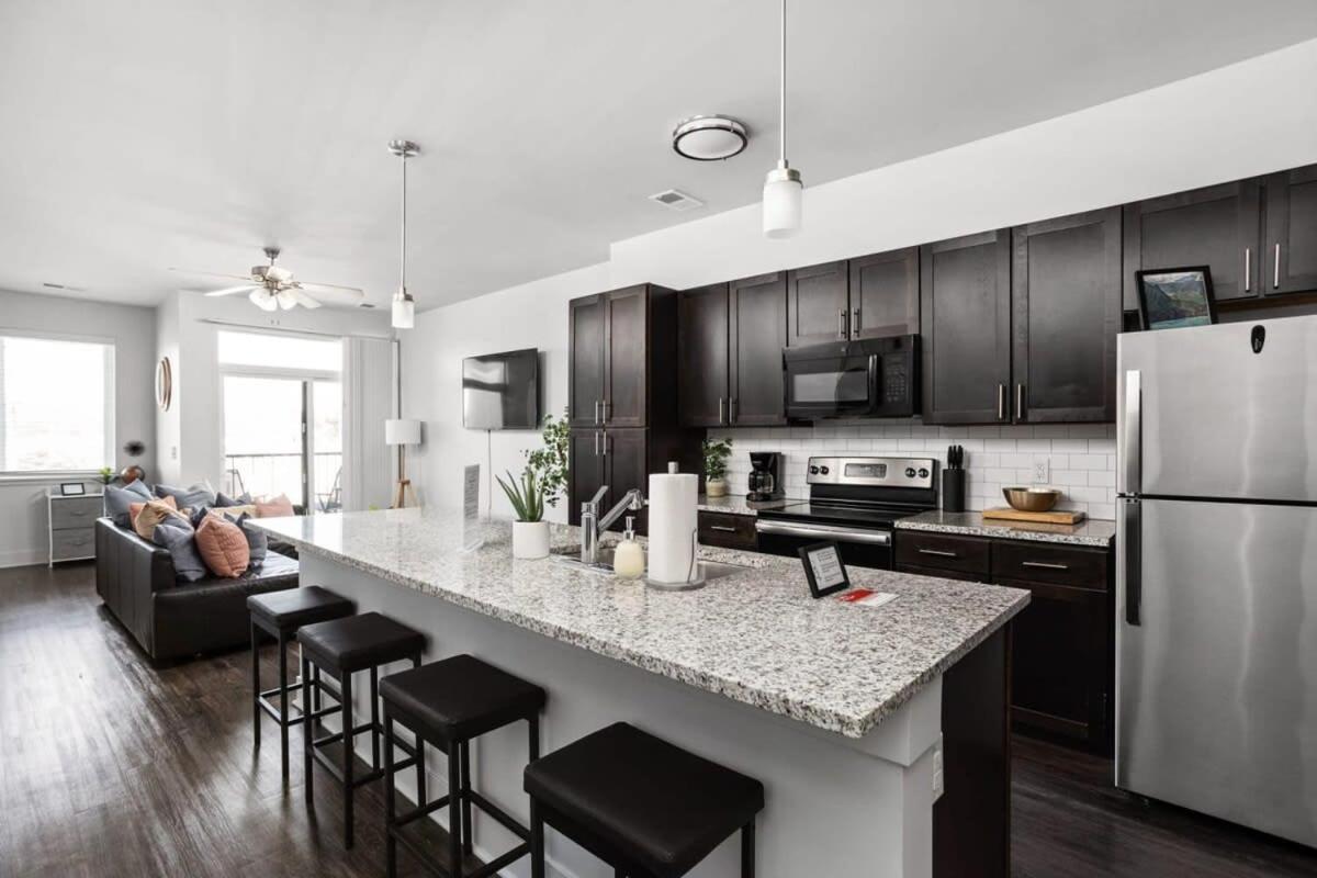 Cozysuites Spacious 2br Next To Whole Foods Appartement Indianapolis